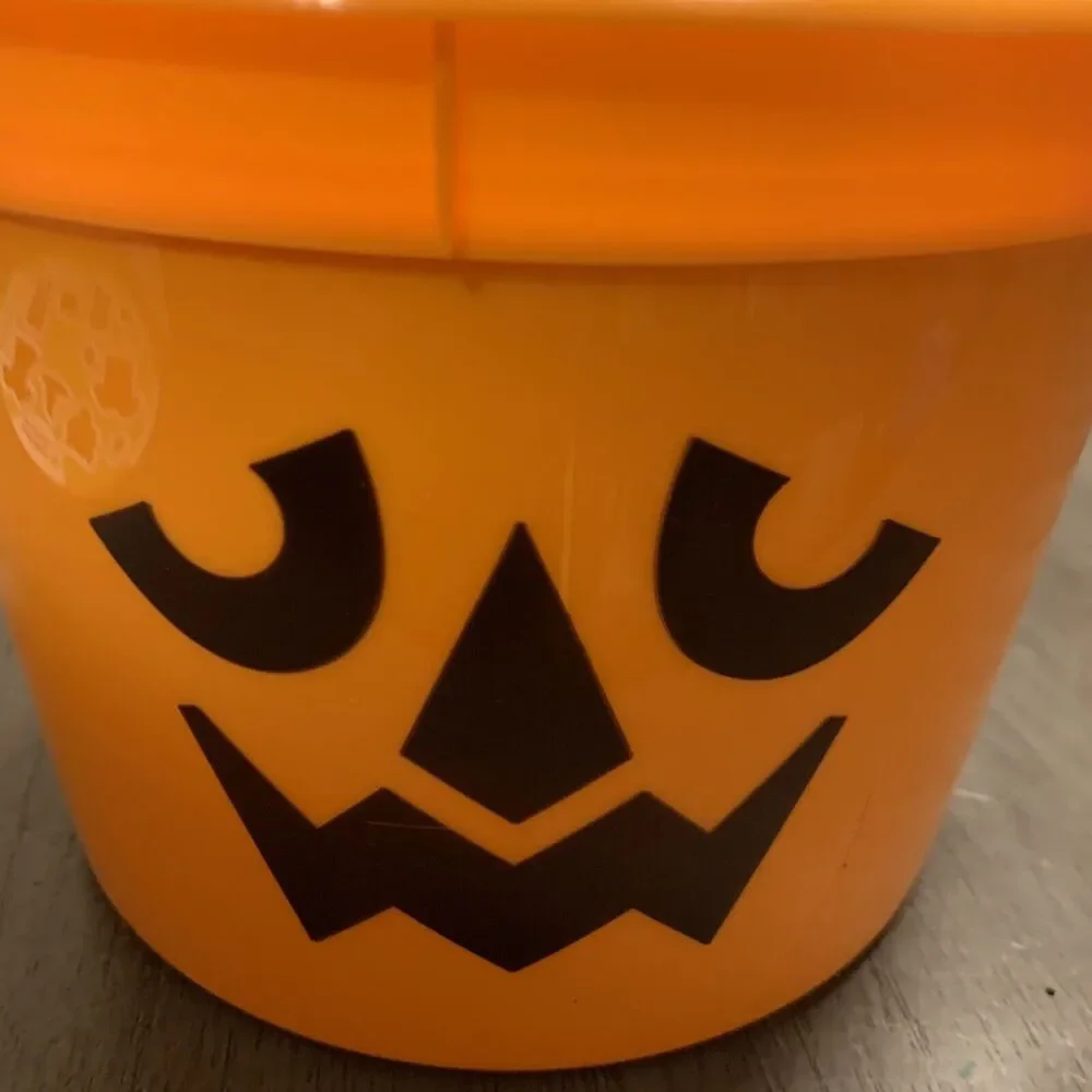 McDonalds HALLOWEEN BUCKET 2022 Mc Punk'n Happy Meal Pail Pumpkin